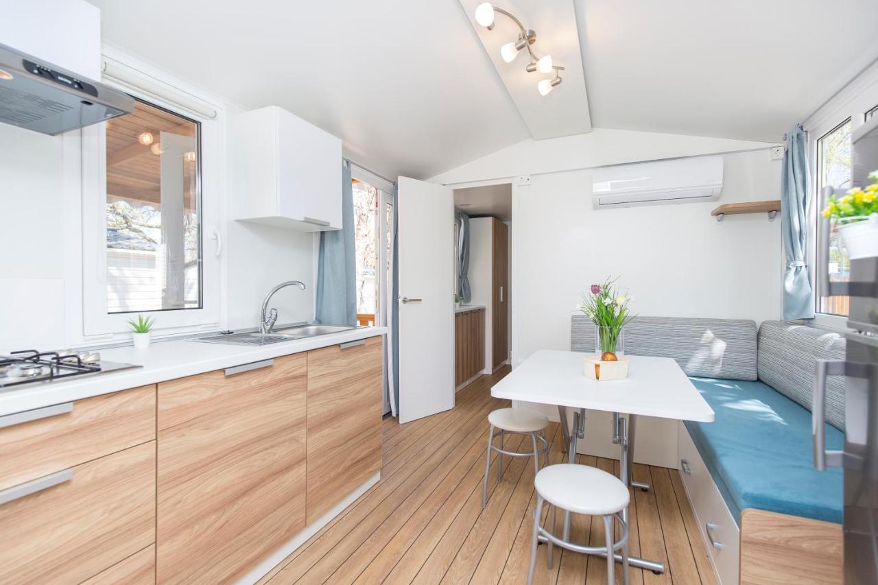 Albatross Mobile Homes On Camping Cala Canyelles โยเรตเดมาร์ ภายนอก รูปภาพ